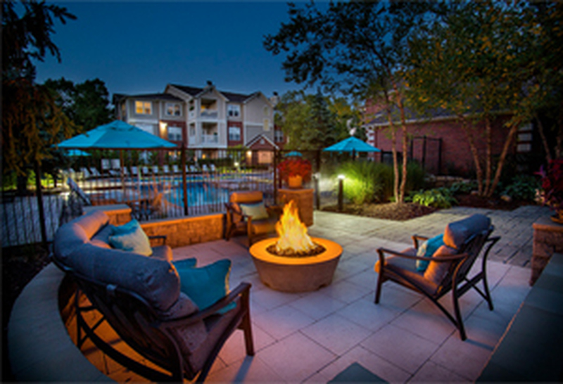Lake Clearwater Apartments Community Image